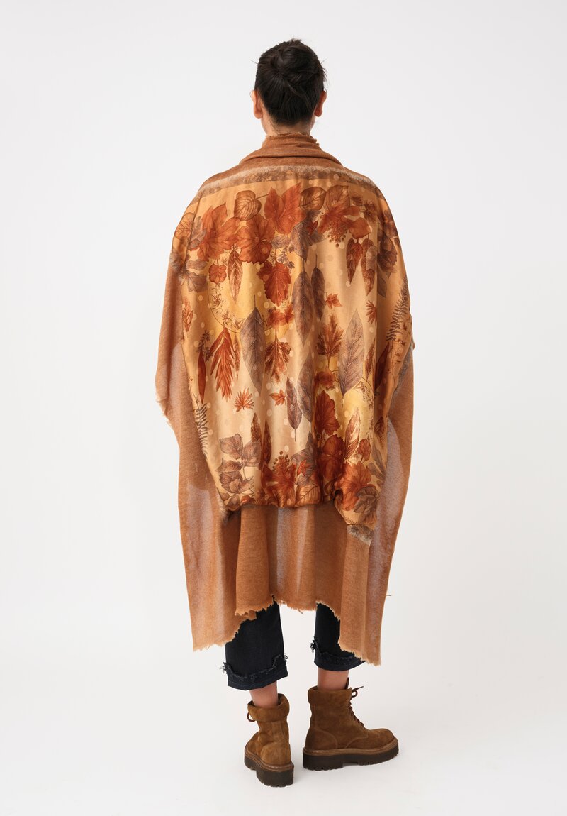 Avant Toi Cashmere & Silk One-of-a-Kind Quadrello Leaves Scarf in Nero & Antilope Brown