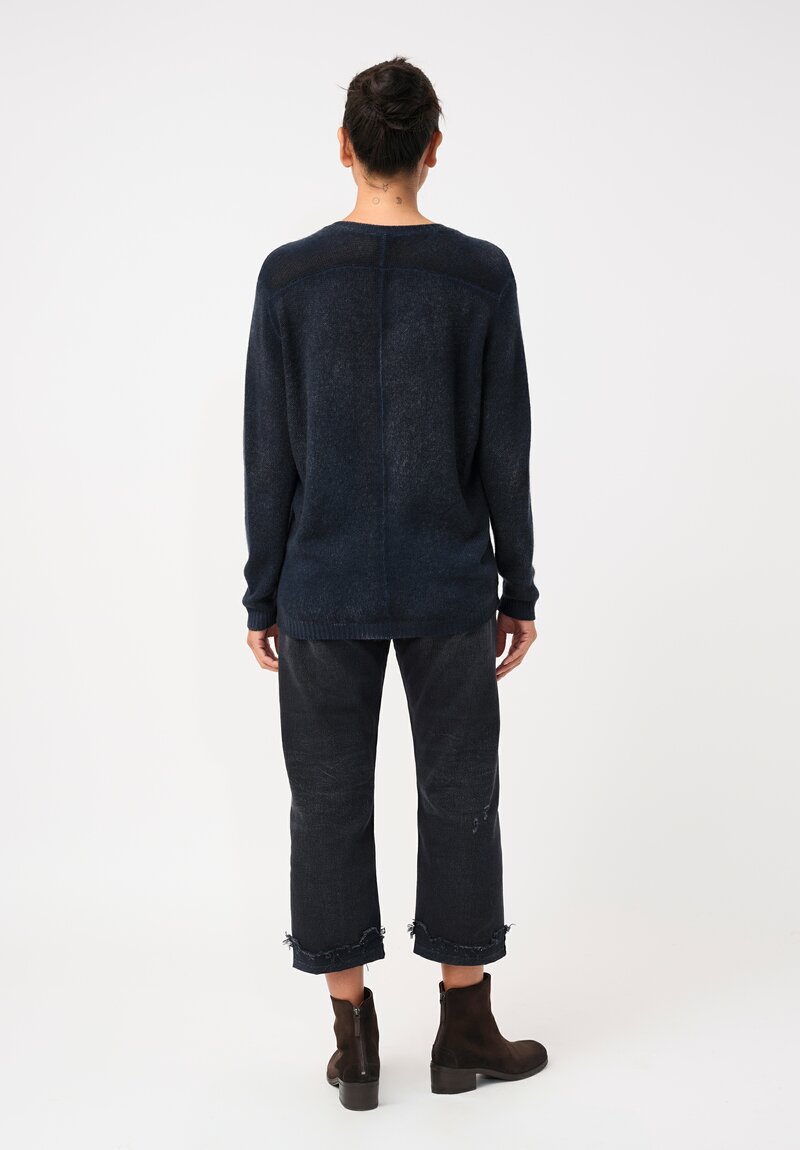 Avant Toi Cashmere V-Neck Relaxed Sweater in Nero & Fiume Blue