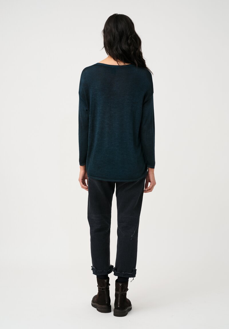 Avant Toi Hand-Painted Cashmere & Silk Maglia V-Neck Sweater in Nero & Laguna Blue
