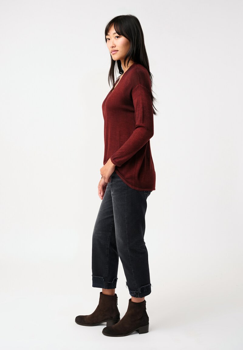 Avant Toi Cashmere & Silk Hand-Painted V-Neck Barchetta Sweater in Nero & Fuoco Red