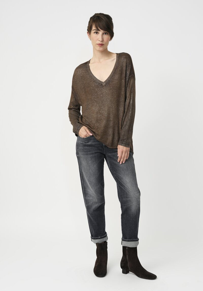 Avant Toi Cashmere & Silk V-Neck Barchetta Sweater in Stardust Nero & Sughero Brown