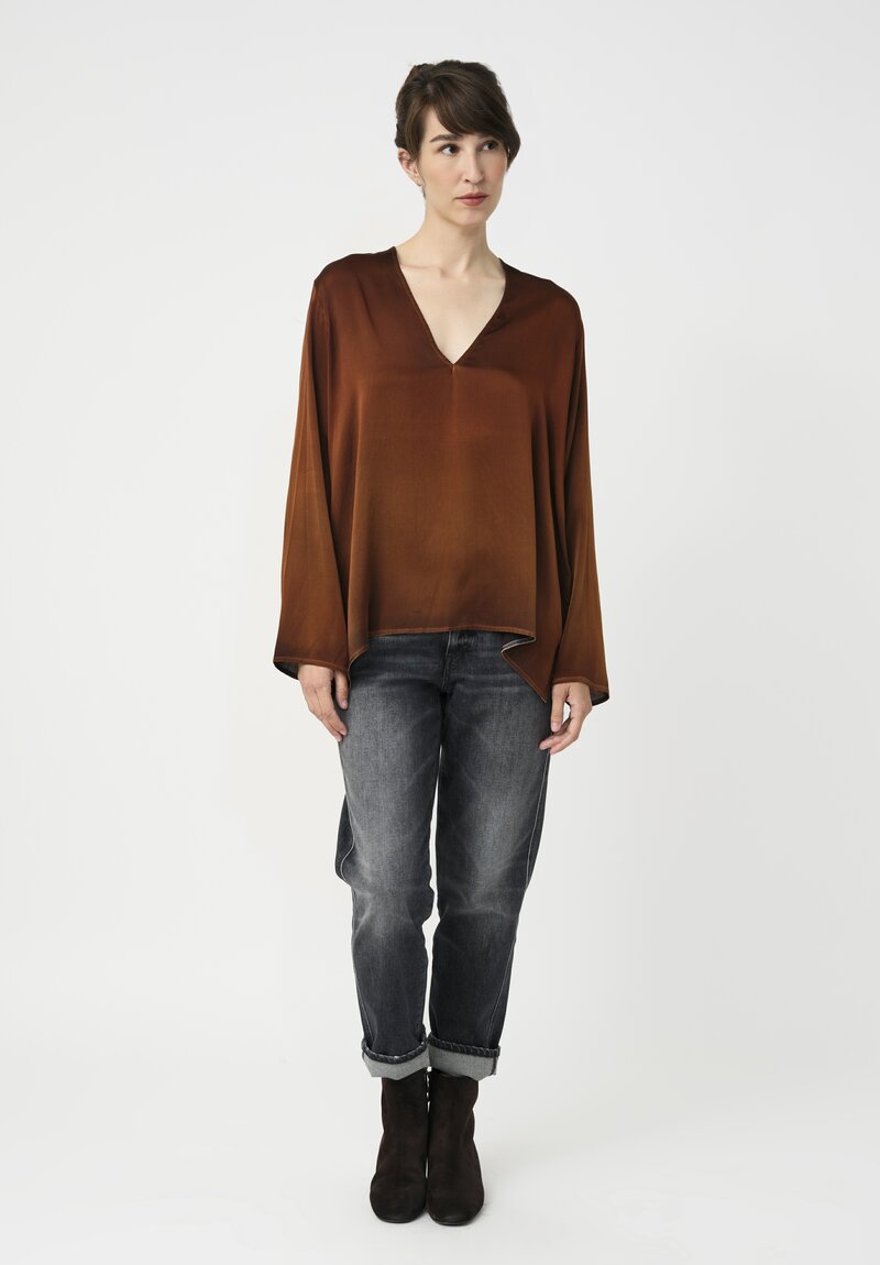 Avant Toi Silk Hand-Painted V-Neck Barchetta Top in Nero & Ambra Brown