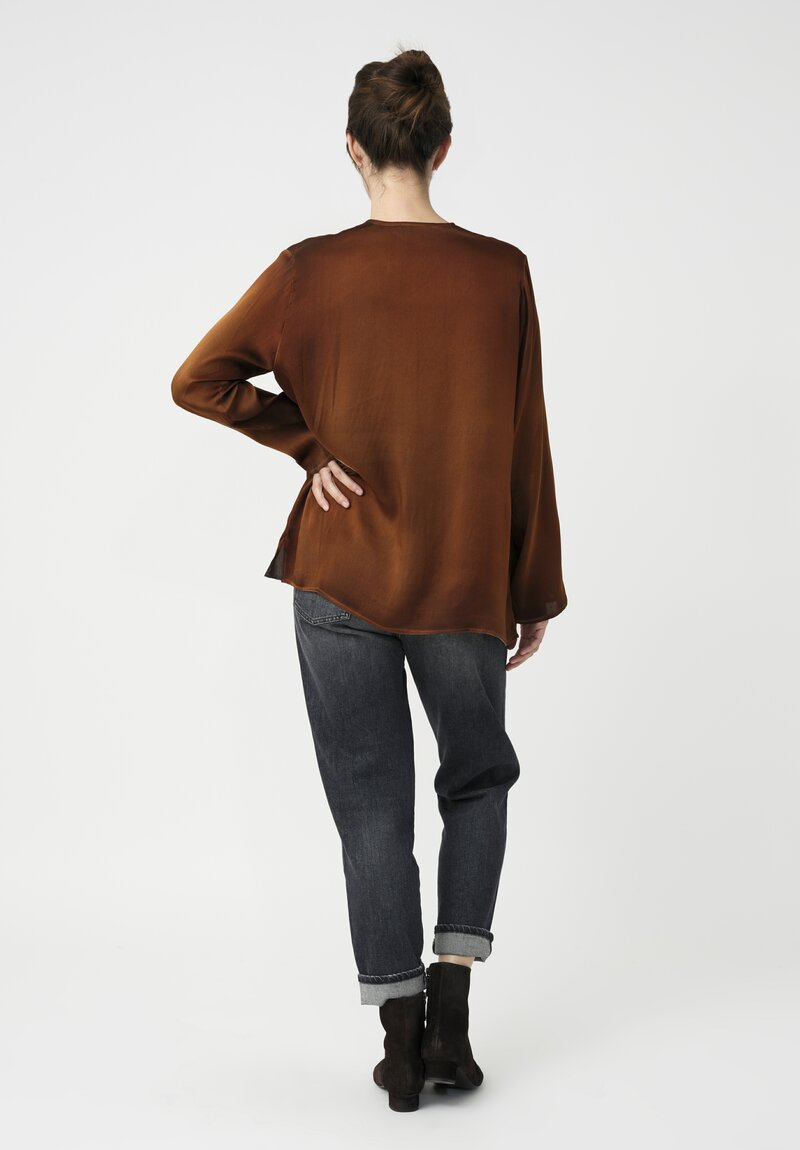 Avant Toi Silk Hand-Painted V-Neck Barchetta Top in Nero & Ambra Brown