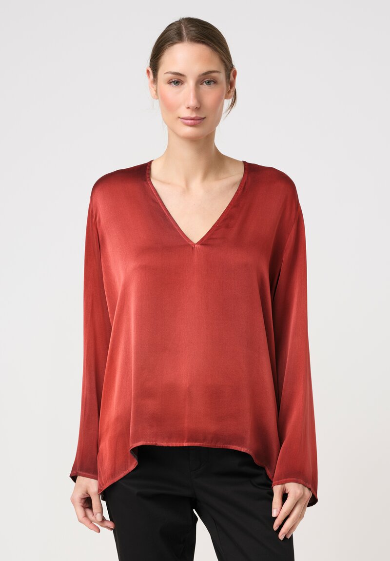 Avant Toi Hand-Painted Silk V-Neck Top in Nero & Fuoco Red