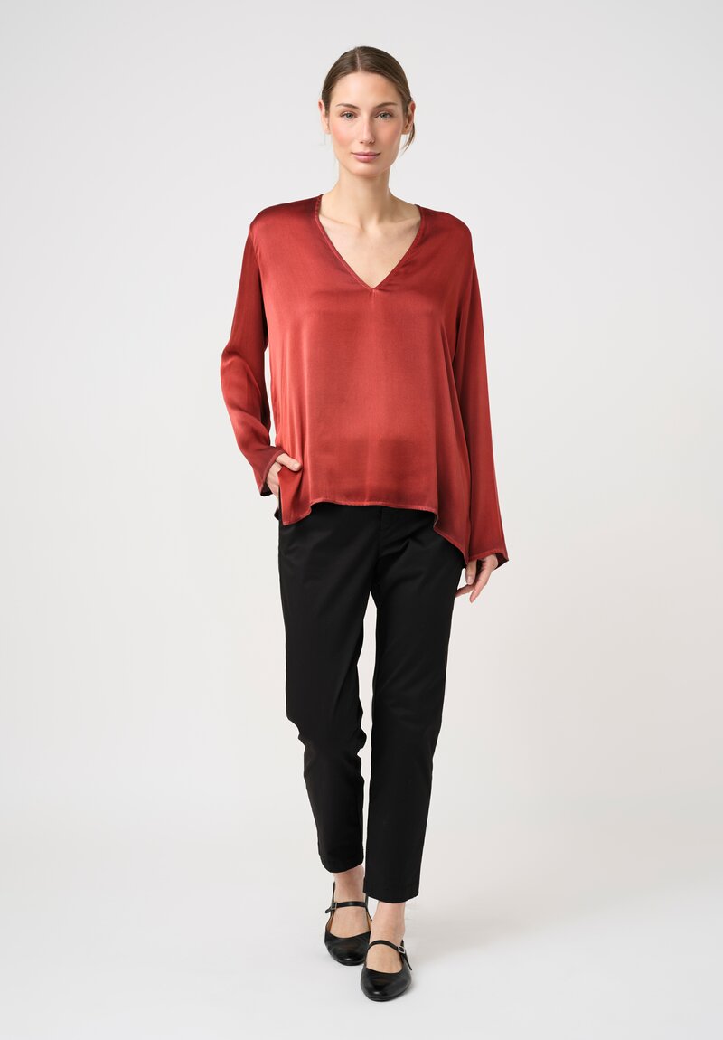 Avant Toi Hand-Painted Silk V-Neck Top in Nero & Fuoco Red