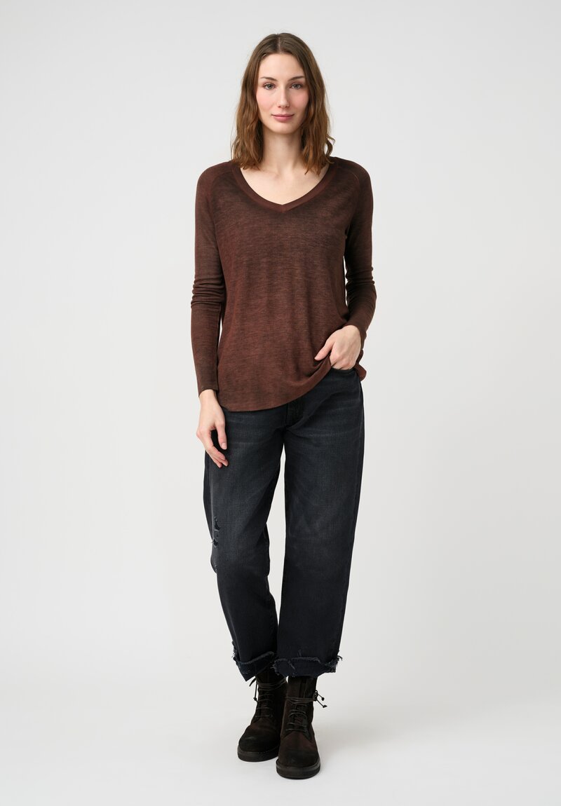 Avant Toi Ribbed V-Neck Costina Top in Nero & Brownie Brown