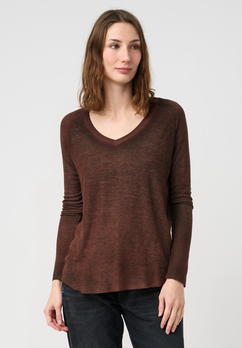 Avant Toi Ribbed V-Neck Costina Top in Nero & Brownie Brown