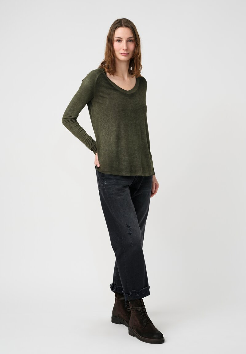 Avant Toi Ribbed V-Neck Costina Top in Nero & Moss Green