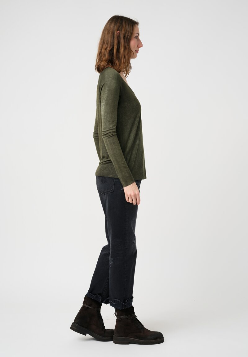 Avant Toi Ribbed V-Neck Costina Top in Nero & Moss Green