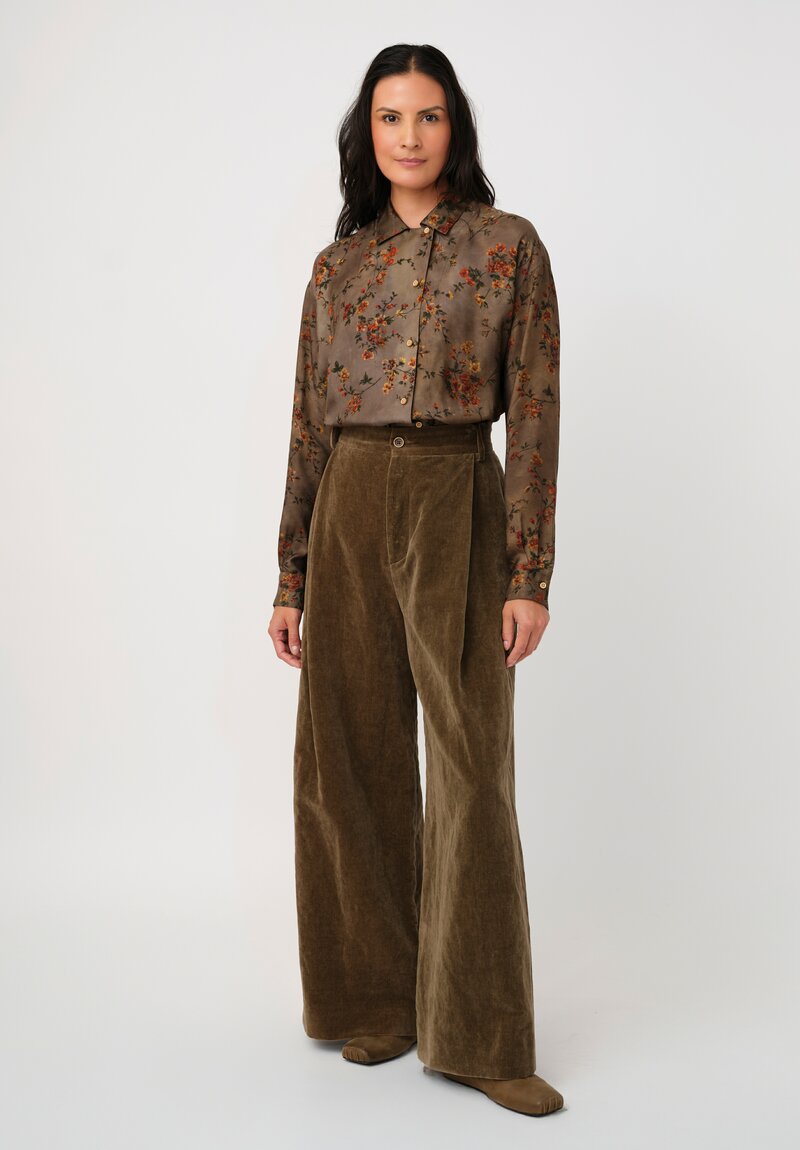 Uma Wang Cotton & Linen Velvet Pleated Pudding Pants in Martini Olive Green