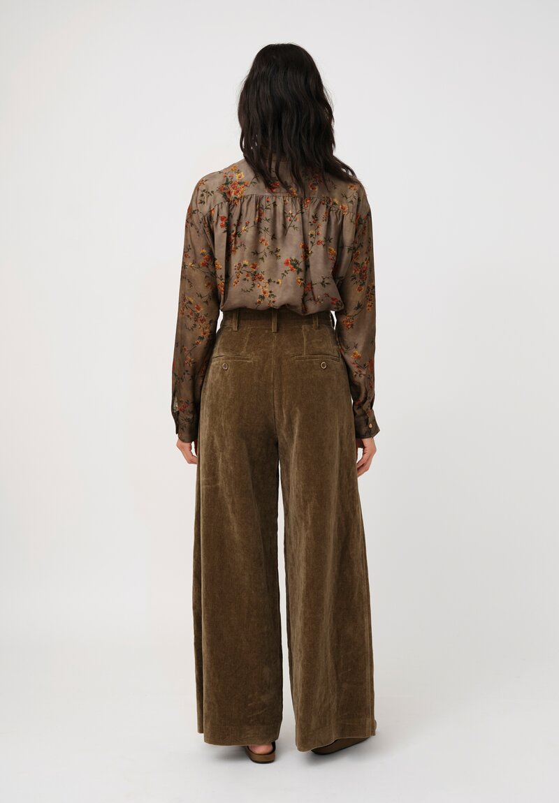 Uma Wang Cotton & Linen Velvet Pleated Pudding Pants in Martini Olive Green