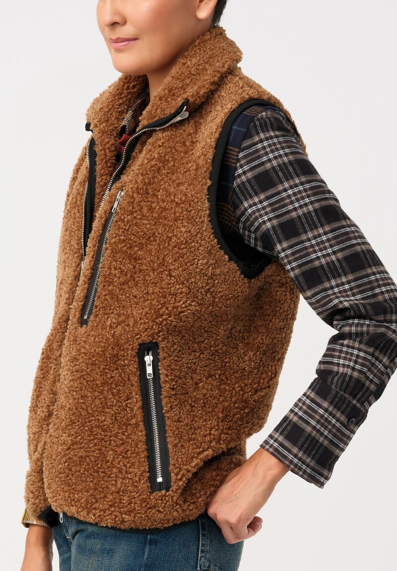 Song For The Mute Sherpa Multi Zipper Pocket Vest in Teddy Brown