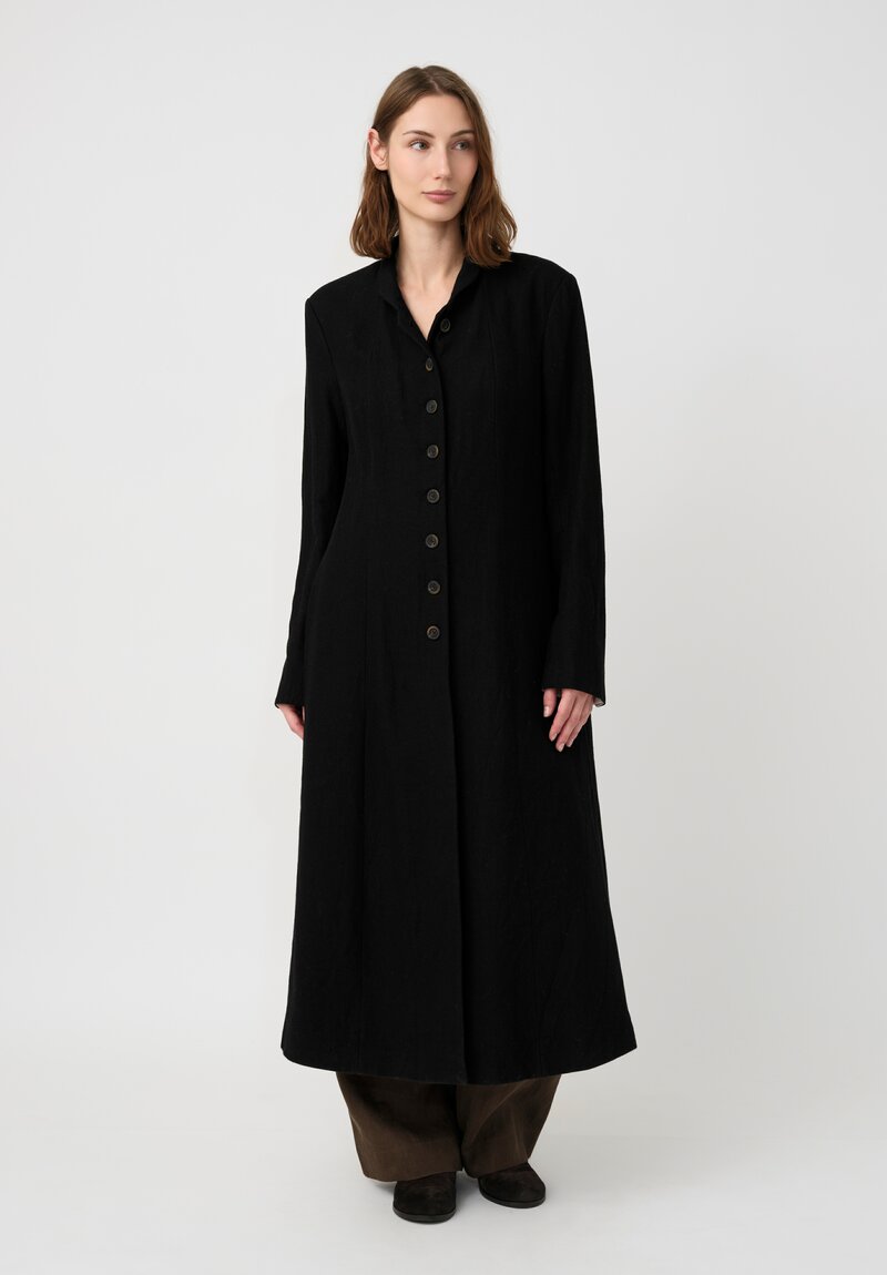 Forme d'Expression Thermal Habit Coat in Black