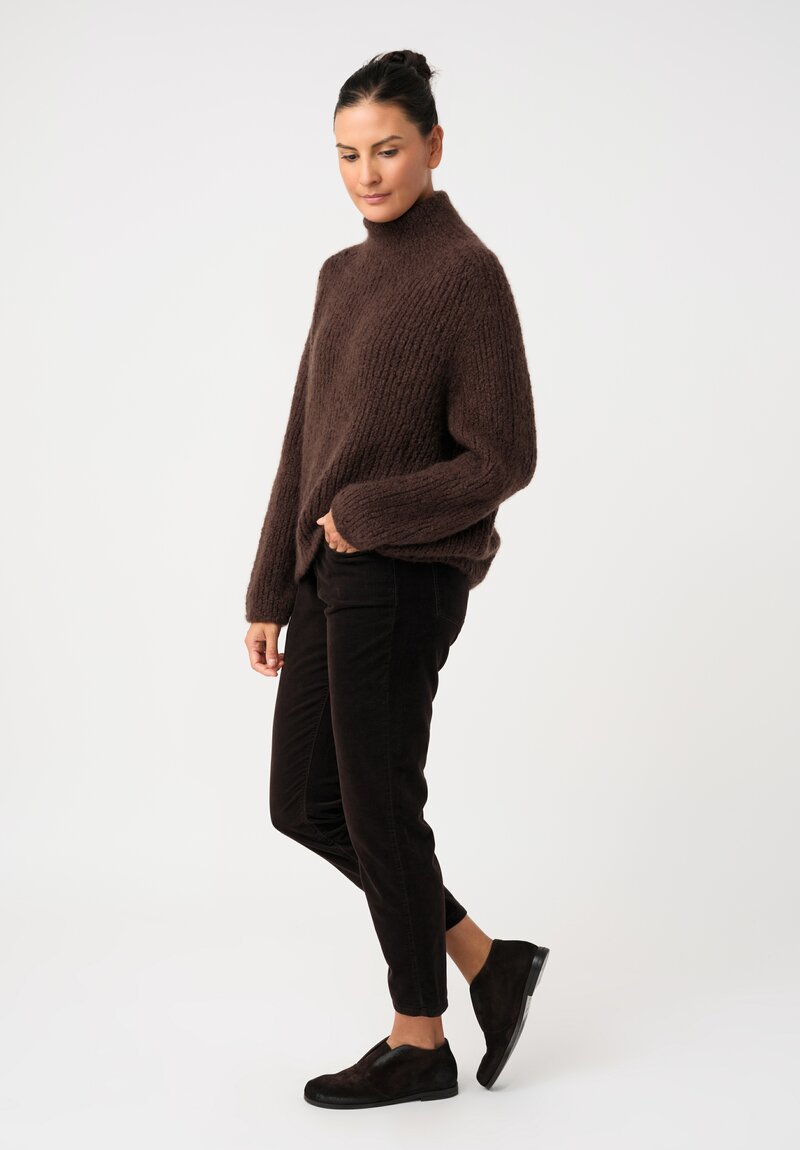 Wommelsdorff Cashmere & Silk Hand-Knit Yara Turtleneck Sweater in Umbra Brown	