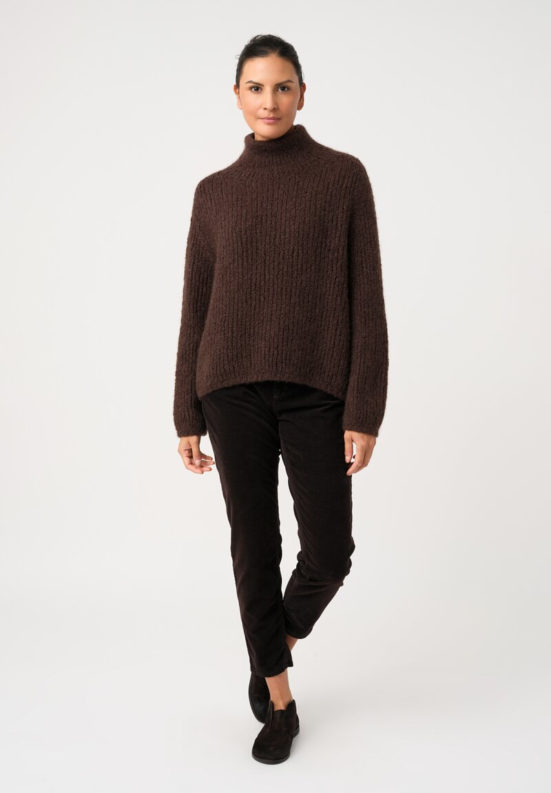 Wommelsdorff Cashmere & Silk Hand-Knit Yara Turtleneck Sweater in Umbra Brown	
