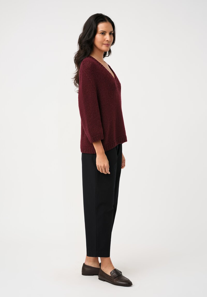 Wommelsdorff Cashmere Hand-Knit V-Neck Dara Sweater in Bordeaux Red