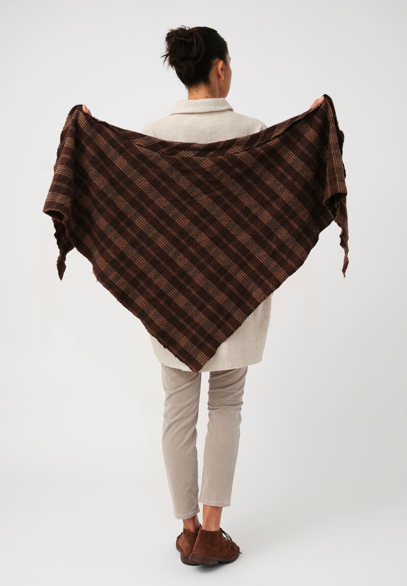 Album di Famiglia Tartan Triangle Scarf in Chestnut Brown | Santa