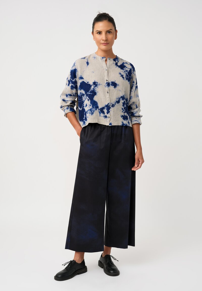 Suzusan Linen Hand-Dyed Madara Shibori Cropped Button Down Shirt in Taupe & Royal Blue	