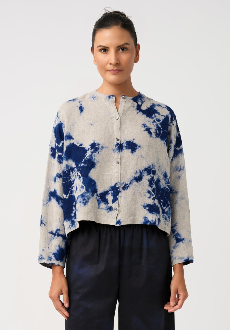 Suzusan Linen Hand-Dyed Madara Shibori Cropped Button Down Shirt in Taupe & Royal Blue	
