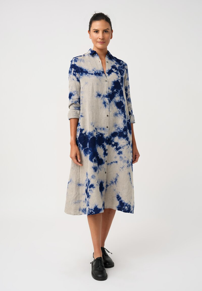 Suzusan Linen Hand-Dyed Madara Shibori Shirt Dress in Taupe & Royal Blue	