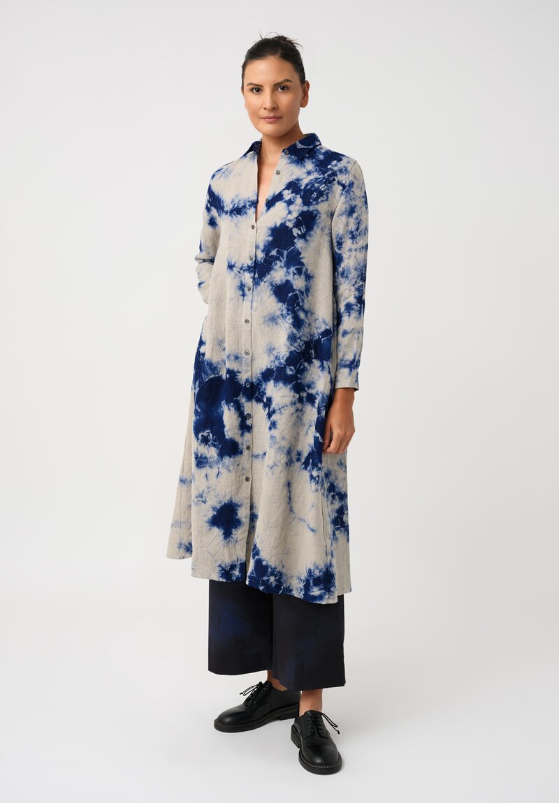 Suzusan Linen Hand-Dyed Madara Shibori Shirt Dress in Taupe & Royal Blue	