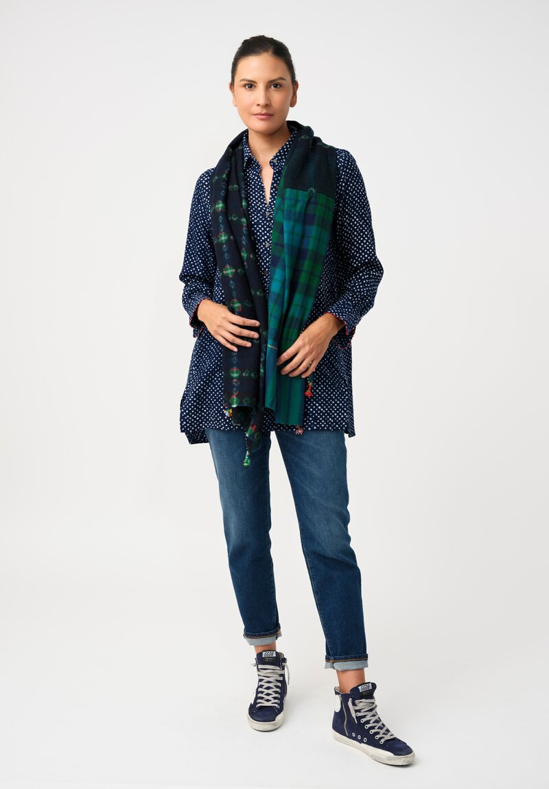 Péro Cashmere Hand-Knotted Button Down Top