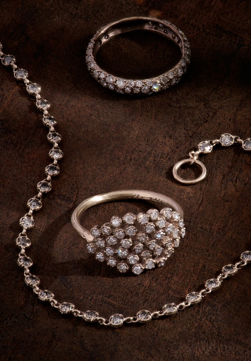 Noguchi Bijoux 14K Sandblasted White Gold Band Ring with Pavé Set Diamonds	