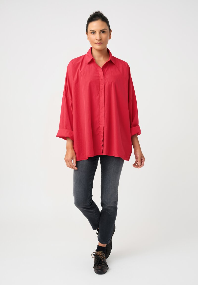 Rundholz Black Label Cotton Concealed Button-Down Placket Smock Shirt in Crimson Red