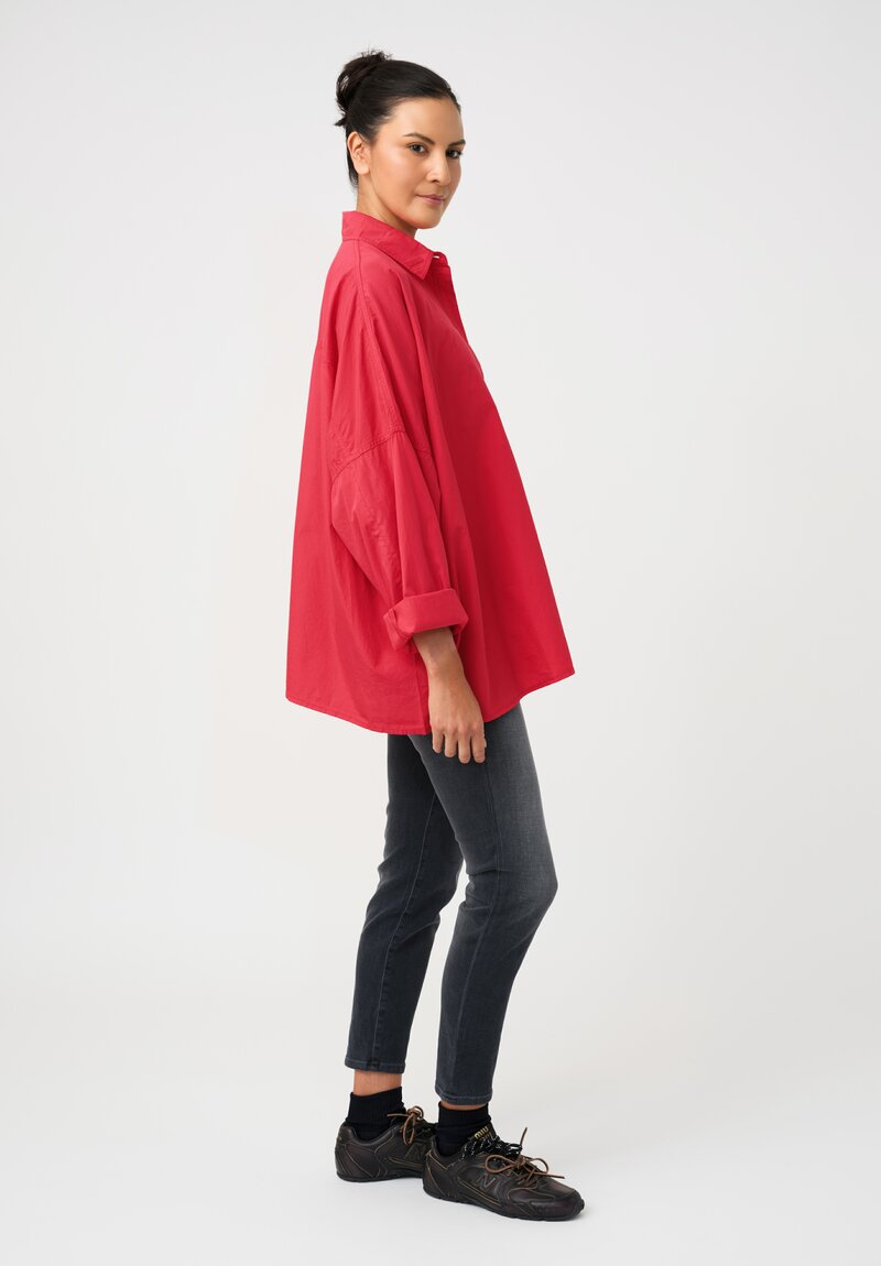 Rundholz Black Label Cotton Concealed Button-Down Placket Smock Shirt in Crimson Red