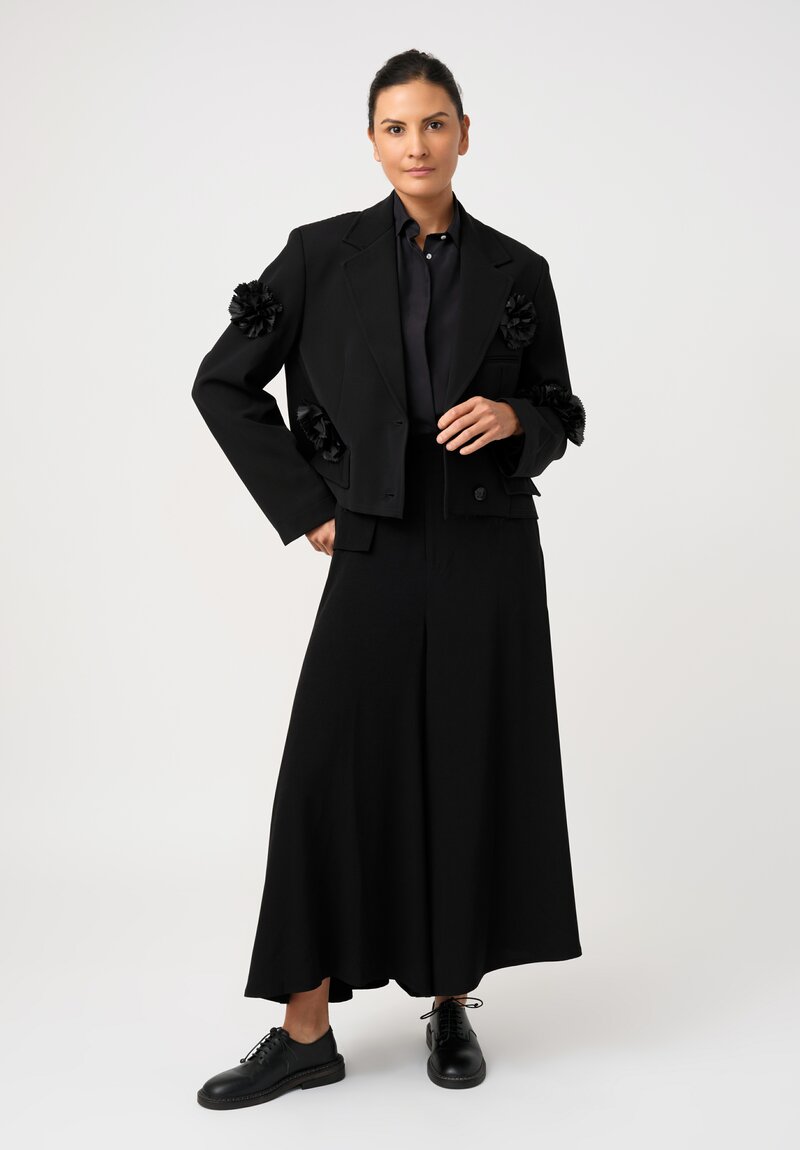 Song for the Mute Cropped Blazer with Rosette Flower Appliqué Embellished Pattern in Raw Edge Hemline in Black