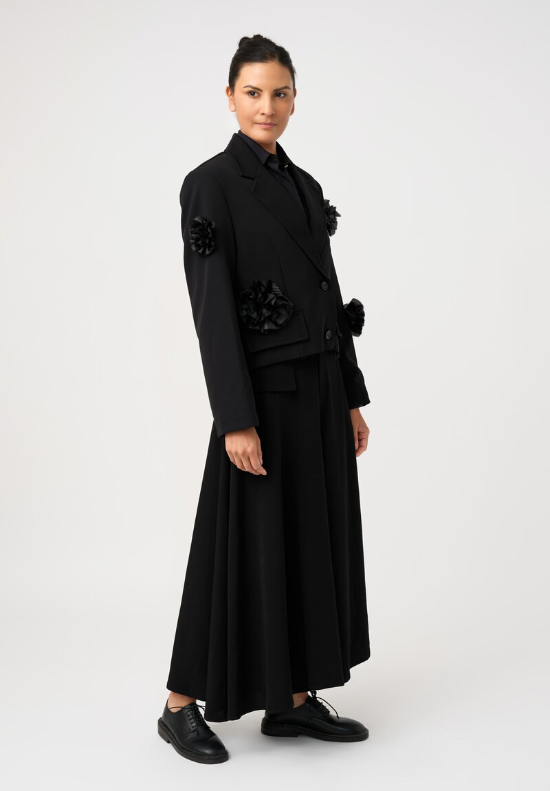 Song for the Mute Cropped Blazer with Rosette Flower Appliqué Embellished Pattern in Raw Edge Hemline in Black