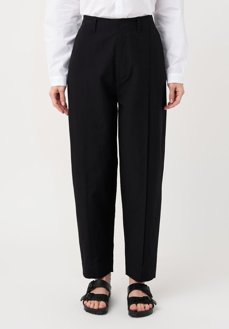 Toogood Structured Cotton Twill Librarian Pintuck Tapered Pants in Inky Blue