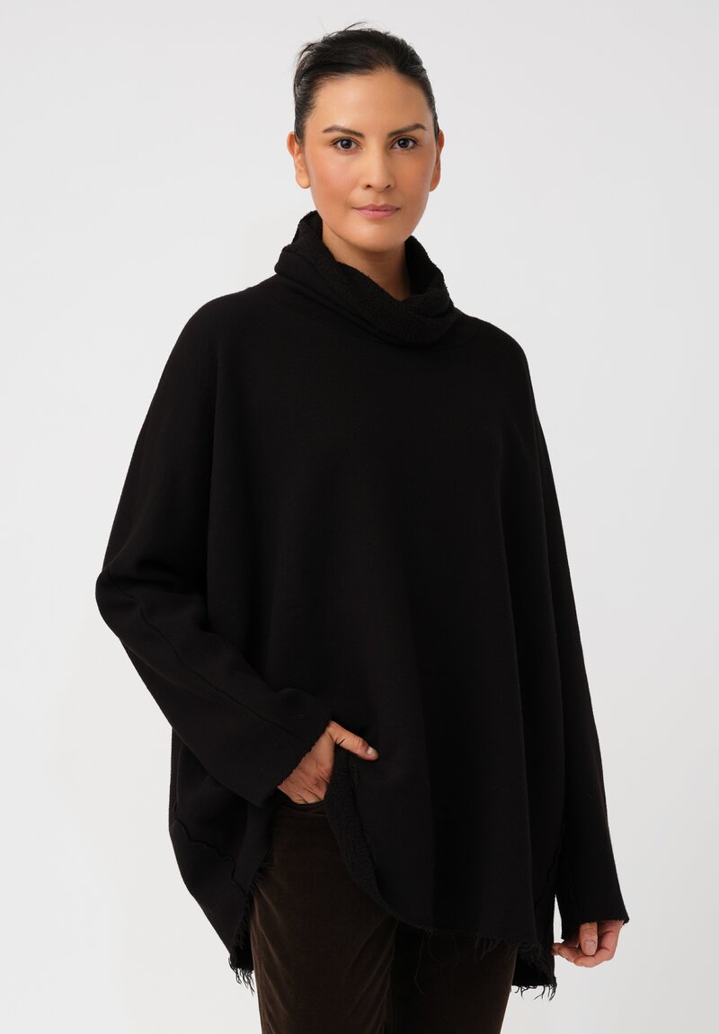Album di Famiglia Soft Cotton Fleece Dolcevitta Cowl Turtleneck Sweater in Black