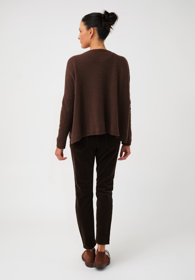 Album di Famiglia Cashmere Serie Numerata V-Neck Button-Down Cardigan in Chestnut Brown