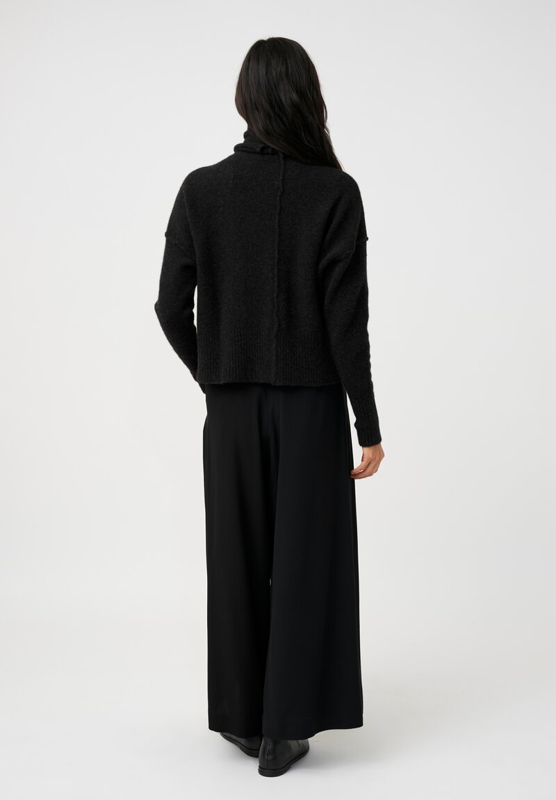 Isabel Benenato Cashmere & Silk Reverse Seam Turtleneck in Charcoal Black