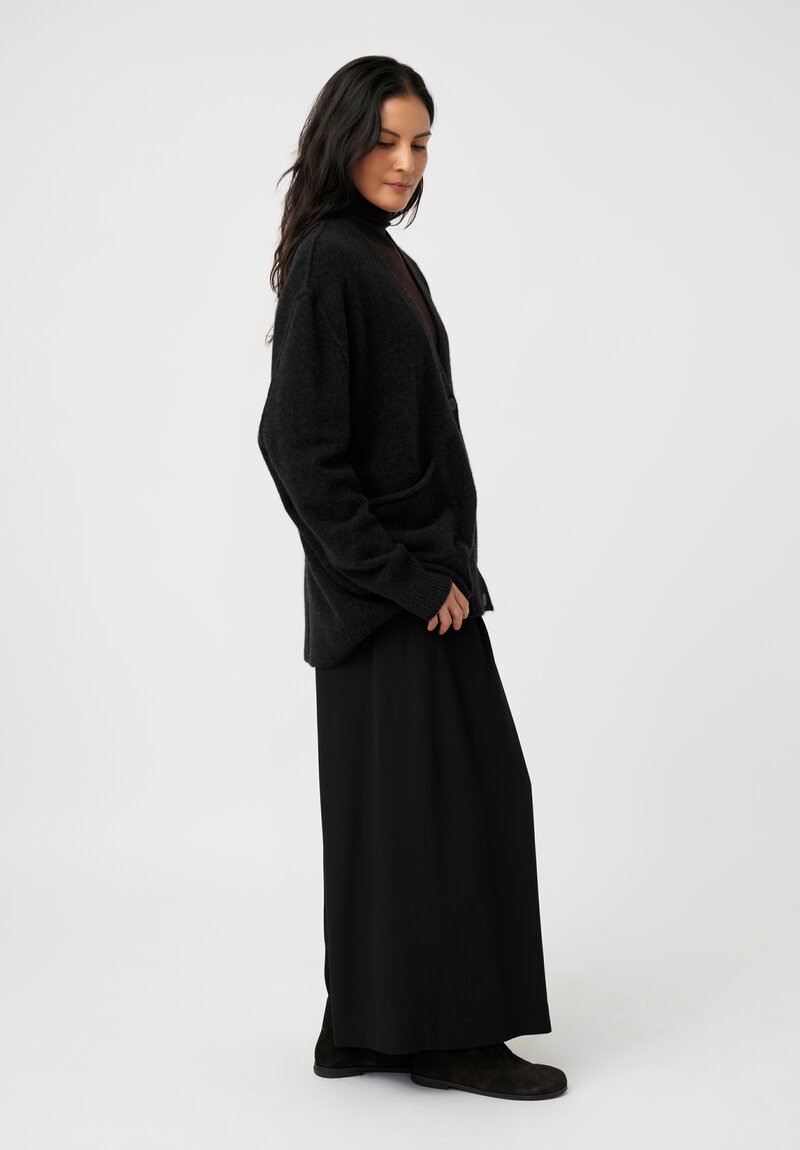 Isabel Benenato Cashmere & Silk Deep V-Neck Patch Pocket Cardigan in Charcoal Black	