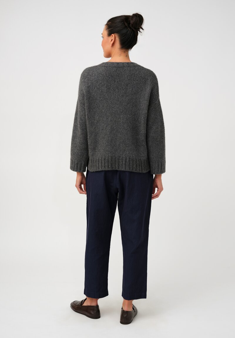 Asciari Cashmere Ferro V-Neck Sweater in Grey