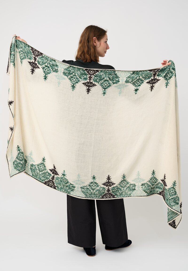 I Pezzi Dipinti Cashmere Wace Amorgos Shawl Ivory, Green