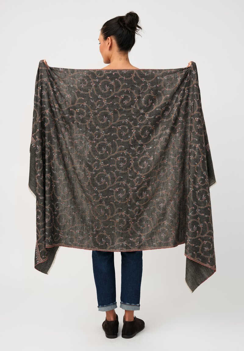 Yaser Shaw Cashmere Kashmiri Embroidered Scarf in Carbon Grey & Paisley Vine Swirls