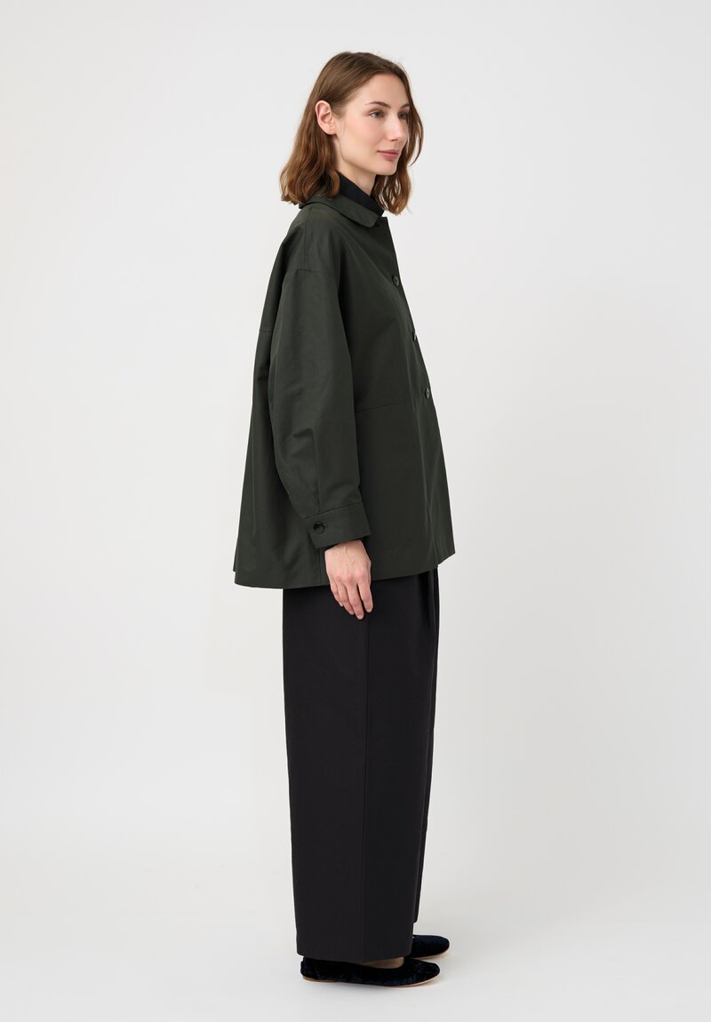 Arts & Science Cototn & Silk Dobby Button-Down Jacket in Dark Green