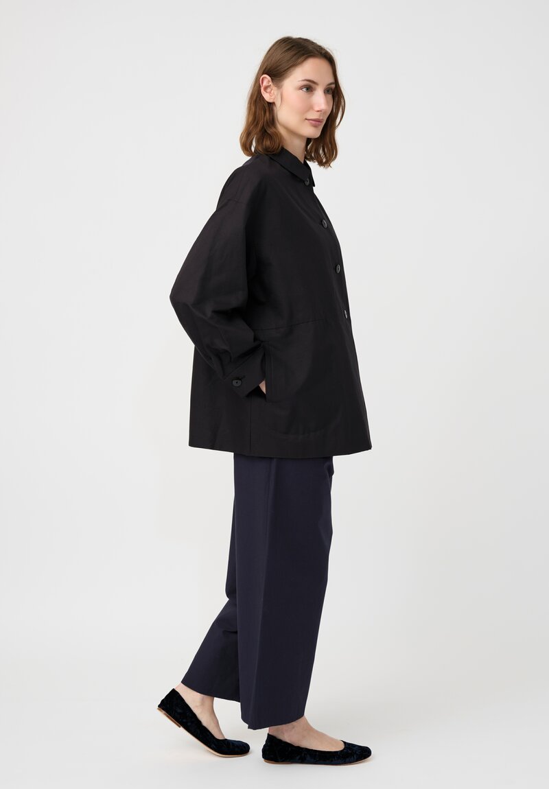 Arts & Science Cototn & Silk Dobby Button-Down Jacket in Black