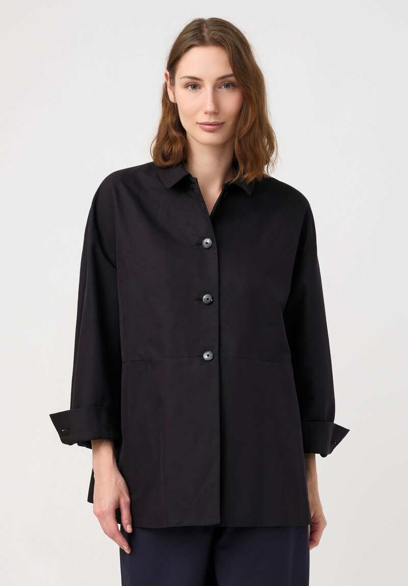 Arts & Science Cototn & Silk Dobby Button-Down Jacket in Black