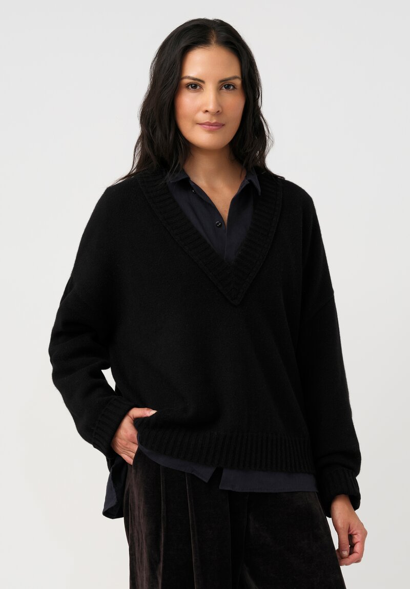 Ziggy Chen Cashmere Ribbed Deep V-Neck Sweater
