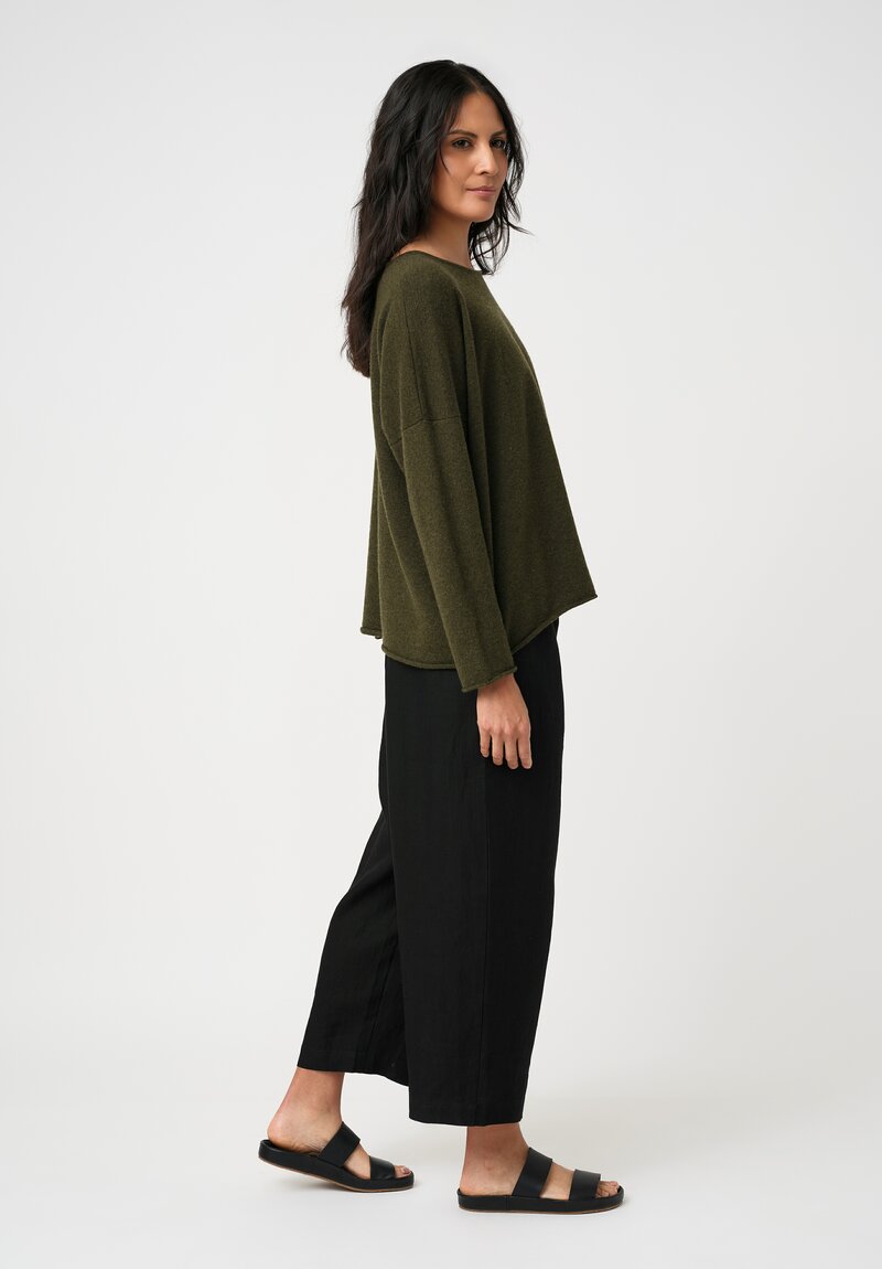 Eskandar Cashmere Rolled Edge Rounded Bateau Neck Sweater in Moss Bronze Olive