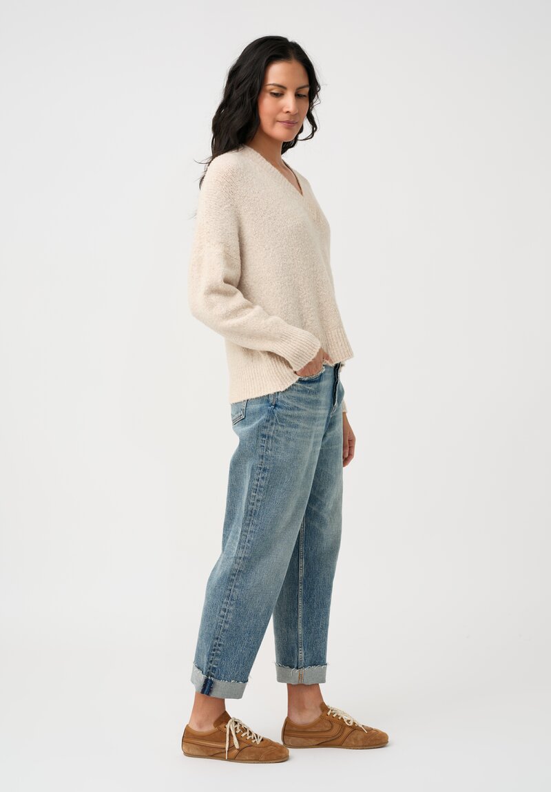 Avant Toi Stretch Cotton Bouclé Maglia V-Neck Sweater in Vaniglia Cream