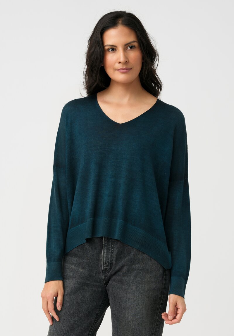 Avant Toi Cashmere & Silk V-Neck Stondata Top in Topazio Teal