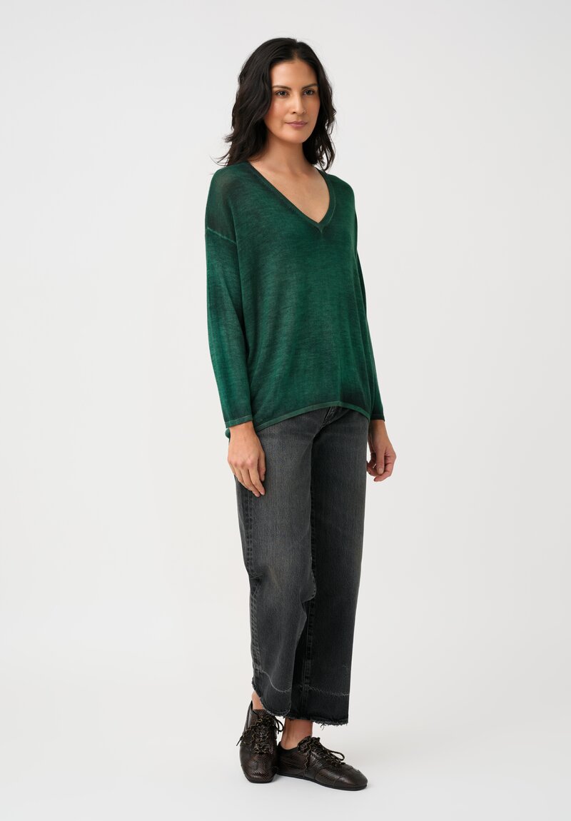 Avant Toi Cashmere & Silk Hand-Painted V-Neck Sweater in Smeraldo Green