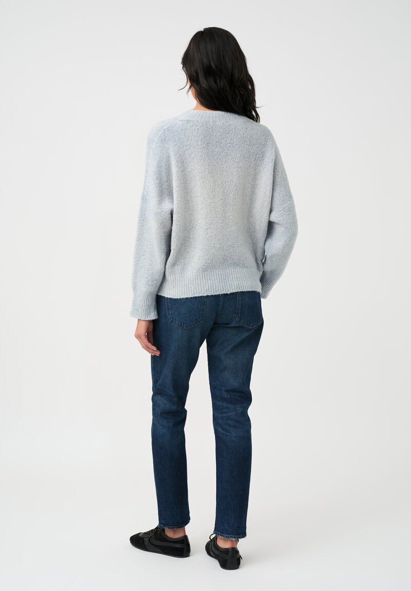 Avant Toi Stretch Cotton Bouclé Maglia V-Neck Sweater in Dusty Blue