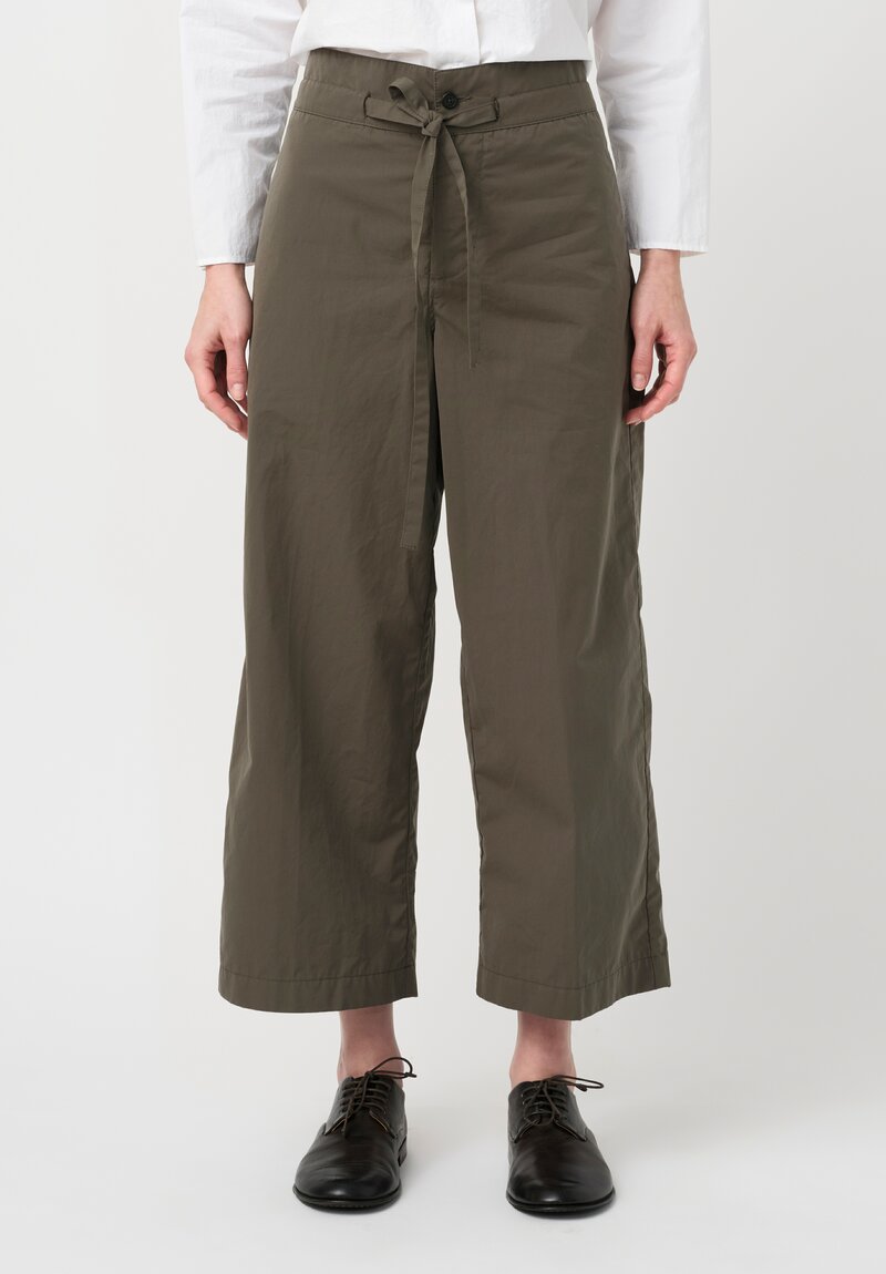 Bergfabel Washed Cotton Crisscross Belted Cloe Pants in Green Wood