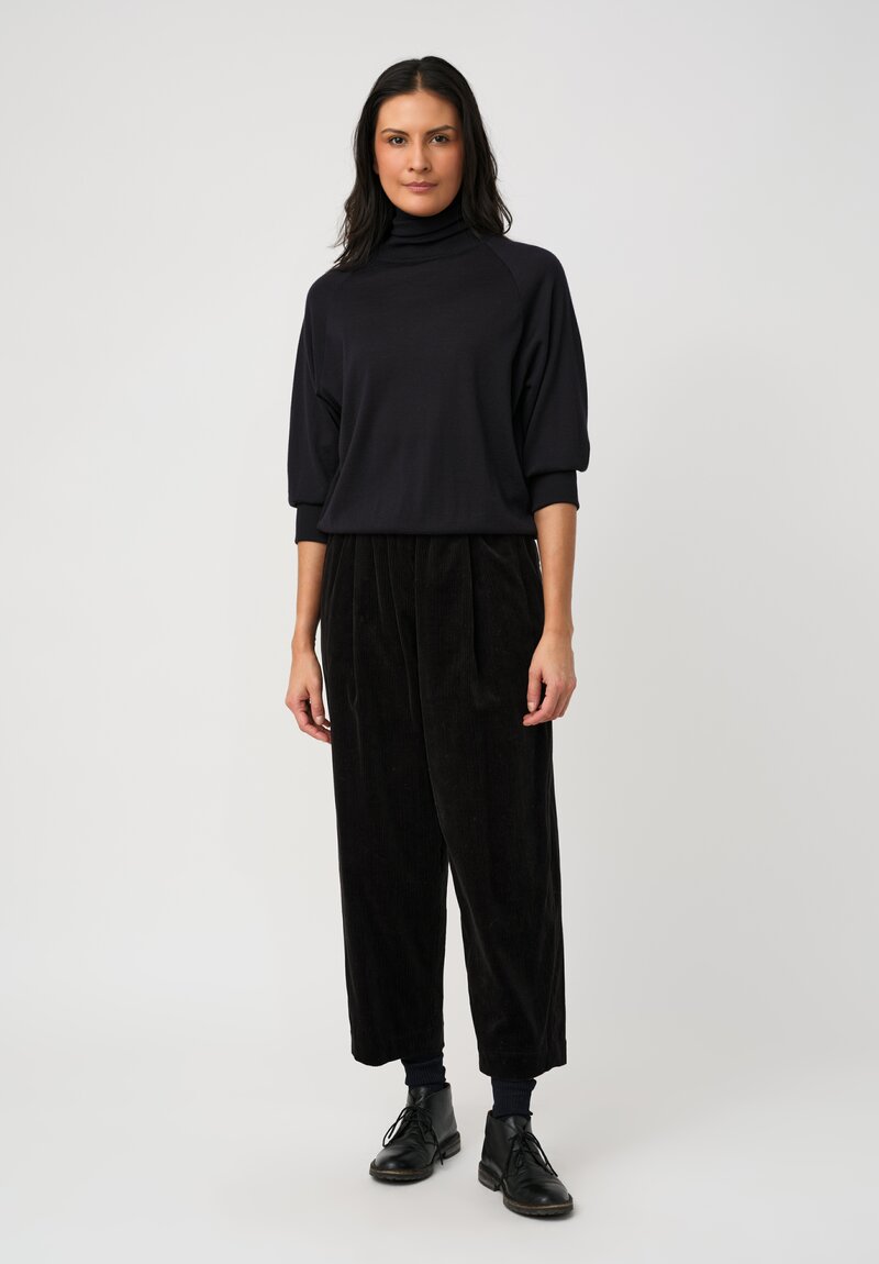 Arts & Science Cotton Corduroy One Tuck Relaxed Fit Pants in Navy Black